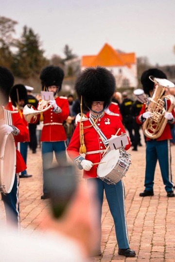 https://upforme.ru/uploads/001b/92/d8/1623/t669533.png