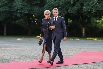 https://upforme.ru/uploads/001b/92/d8/1623/t691852.png