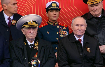 https://upforme.ru/uploads/001b/92/d8/1623/t723062.png