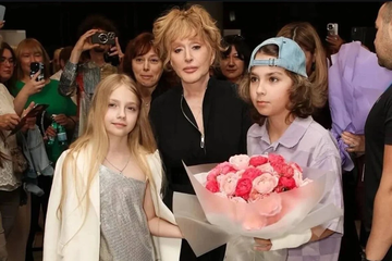 https://upforme.ru/uploads/001b/92/d8/1623/t732044.png