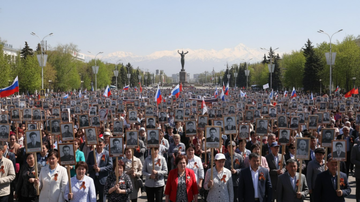 https://upforme.ru/uploads/001b/92/d8/1623/t759947.png