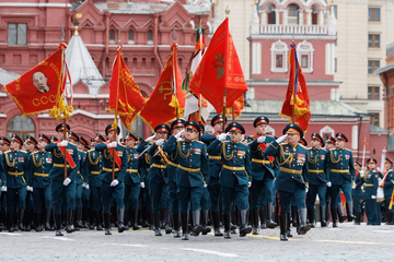 https://upforme.ru/uploads/001b/92/d8/1623/t778028.png