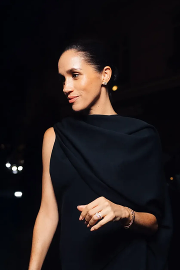 https://upforme.ru/uploads/001b/92/d8/1623/t784601.png