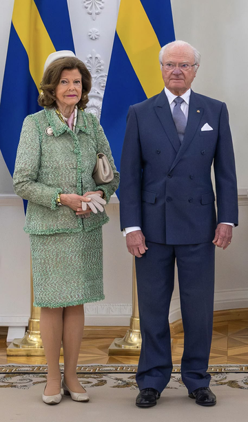 https://upforme.ru/uploads/001b/92/d8/1623/t840095.png