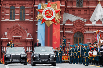 https://upforme.ru/uploads/001b/92/d8/1623/t861199.png