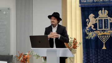 https://upforme.ru/uploads/001b/92/d8/1623/t865956.png