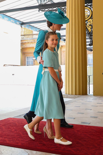 https://upforme.ru/uploads/001b/92/d8/1623/t892657.png