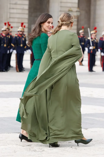 https://upforme.ru/uploads/001b/92/d8/1623/t943633.png