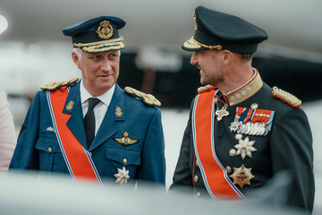 https://upforme.ru/uploads/001b/92/d8/1623/t962664.png