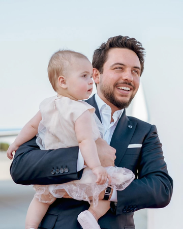 https://upforme.ru/uploads/001b/92/d8/1623/t967226.png