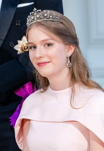 https://upforme.ru/uploads/001b/92/d8/1623/t975236.png