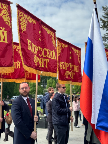 https://upforme.ru/uploads/001b/92/d8/1623/t991859.png