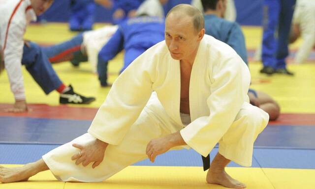 https://upforme.ru/uploads/001b/92/d8/25/227392.jpg