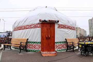 https://upforme.ru/uploads/001b/92/d8/385/t400420.jpg