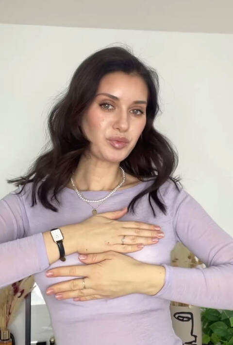 https://upforme.ru/uploads/001b/92/d8/643/t494780.jpg