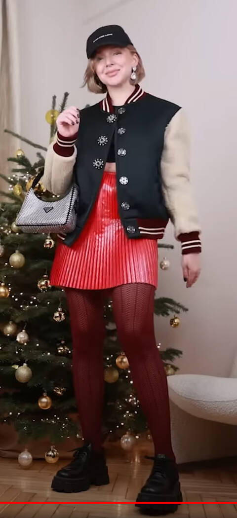 https://upforme.ru/uploads/001b/92/d8/643/t621021.jpg