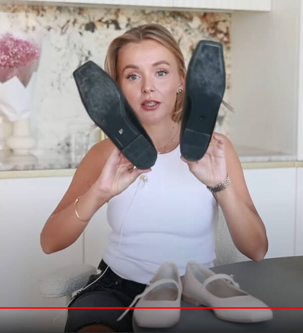 https://upforme.ru/uploads/001b/92/d8/643/t657446.jpg
