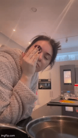 https://upforme.ru/uploads/001b/92/d8/643/t747858.gif