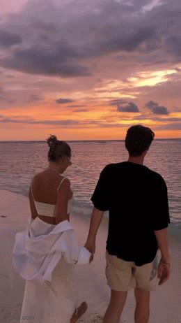 https://upforme.ru/uploads/001b/92/d8/643/t785523.gif
