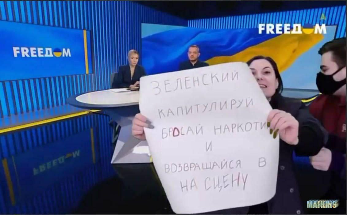https://upforme.ru/uploads/001b/92/d8/66/969852.jpg