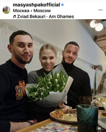 https://upforme.ru/uploads/001b/92/d8/673/t22403.jpg
