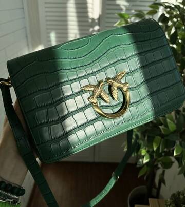 https://upforme.ru/uploads/001b/92/d8/673/t920623.jpg