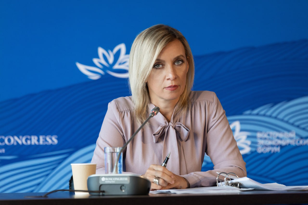 https://upforme.ru/uploads/001b/92/d8/818/571792.jpg
