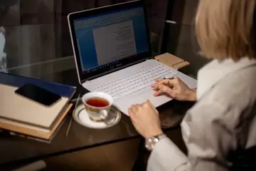 https://upforme.ru/uploads/001b/e5/ed/2/t988804.webp