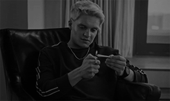 https://upforme.ru/uploads/001c/2d/35/14/t419641.gif