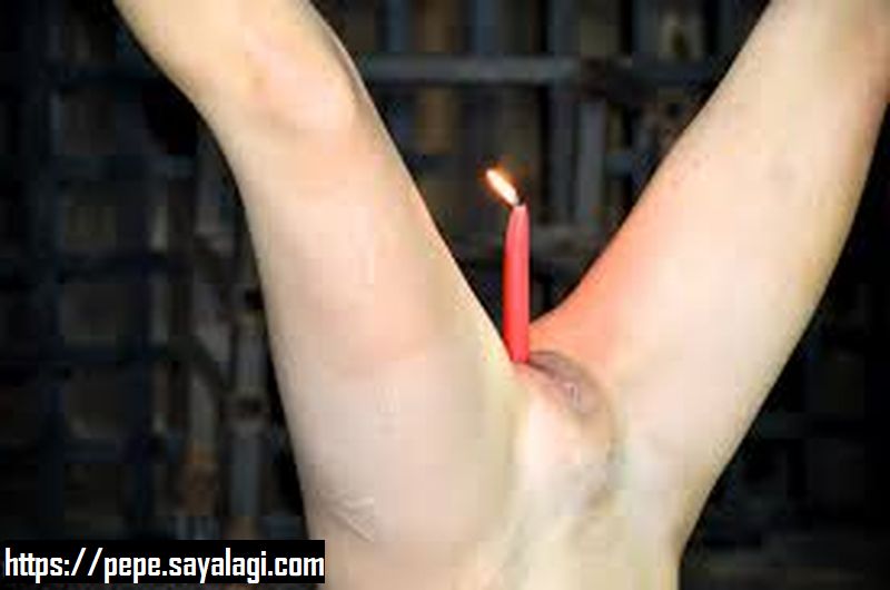 Fotg BDSM permainan bondage batang lilin di lobang pepek Soraya