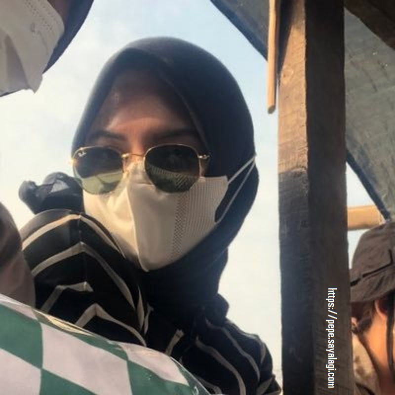 Profile cewek bispak berjilbab open bo siap Diikat Bugil Jadi Slave di Pesta Bondage