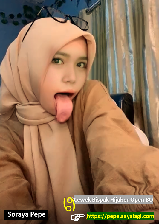 Photo Soraya Pepe Melet Lidah Ngulum Kontol, Nyepong Menjilati Penis