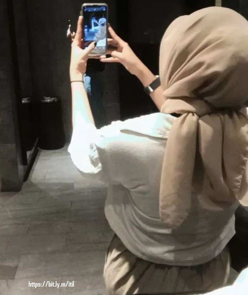 Profile wanita cantik bispak open bo tetek di kamar hotel