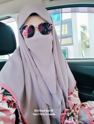 Profil ukhti bispak open bo siap jadi cewek slave