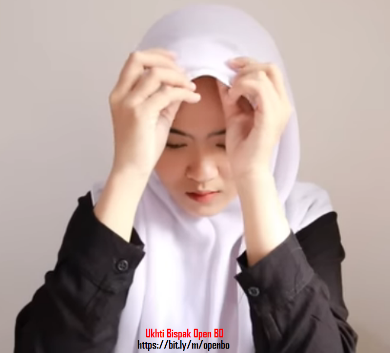 Profile cewek bispak berjilbab open bo memek