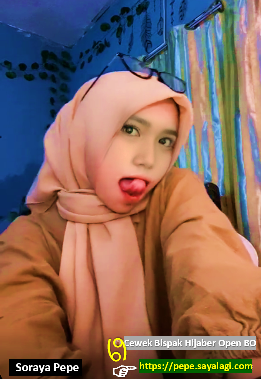 Photo Soraya Pepe Melet Lidah Ngulum Kontol, Nyepong Menjilati Penis