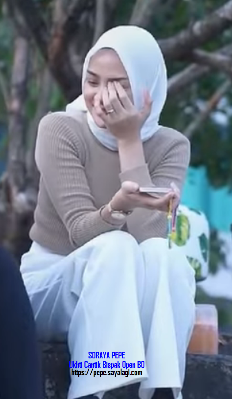 Profile cewek bispak berjilbab open bo memek