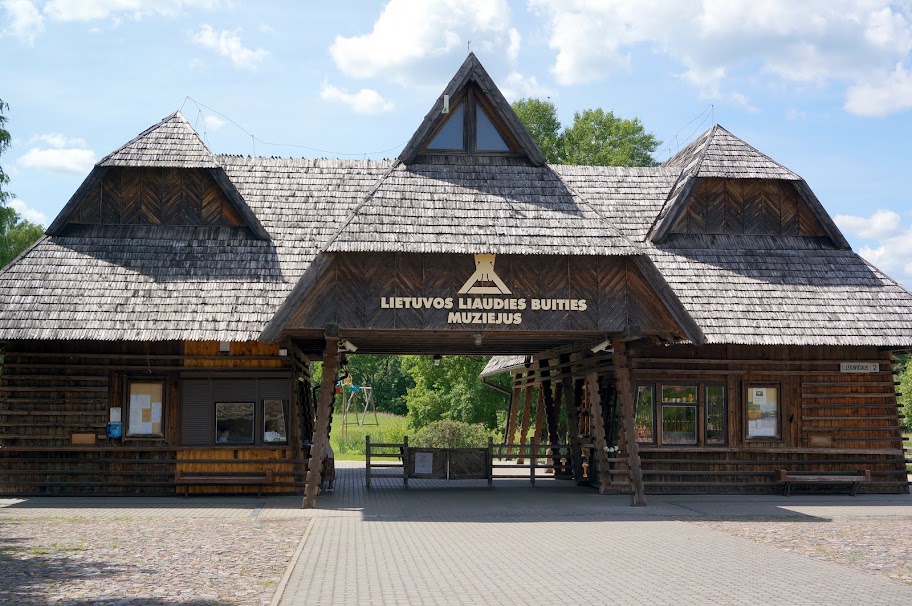 https://upforme.ru/uploads/001c/40/64/2/594084.jpg