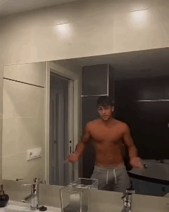 https://upforme.ru/uploads/001c/42/df/2/518871.gif