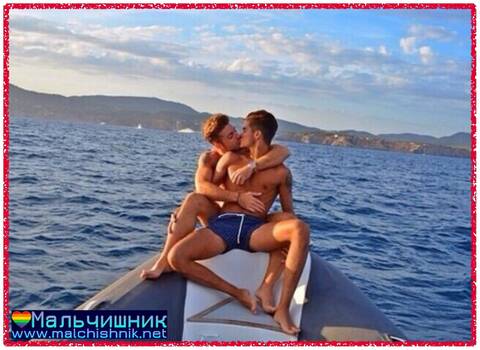 https://upforme.ru/uploads/001c/42/df/2/t98623.jpg