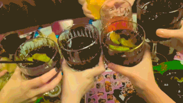 https://upforme.ru/uploads/001c/7d/92/7/t294910.gif