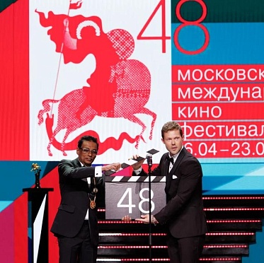 https://upforme.ru/uploads/001c/87/08/3/591768.jpg