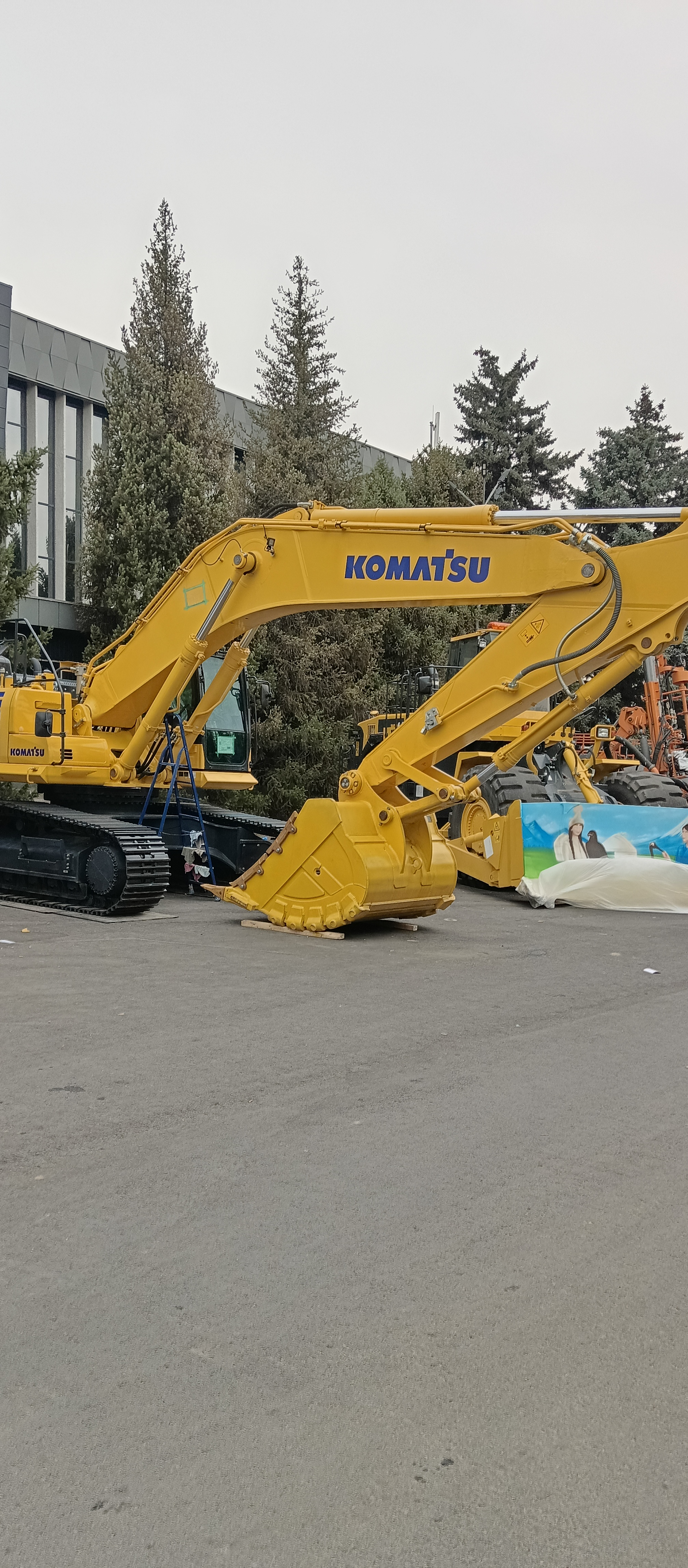 https://upforme.ru/uploads/001c/87/08/3/834647.jpg