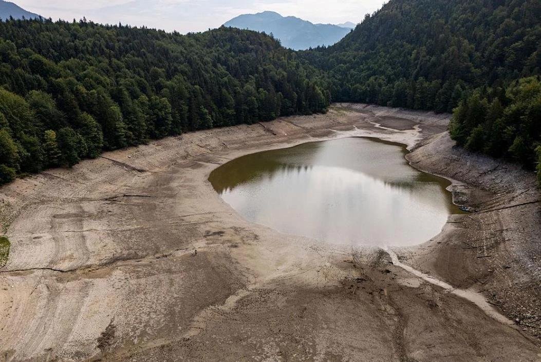 https://upforme.ru/uploads/001c/ae/07/6/48026.jpg
