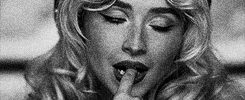 https://upforme.ru/uploads/001c/b1/9a/106/862885.gif