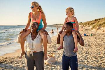 https://upforme.ru/uploads/001c/c7/84/2/t520512.jpg